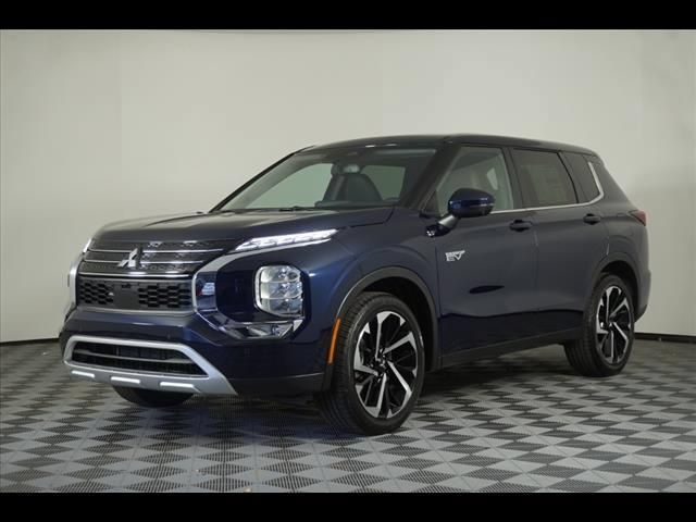 Used 2025 Mitsubishi Outlander SE AWD/4WD image 3