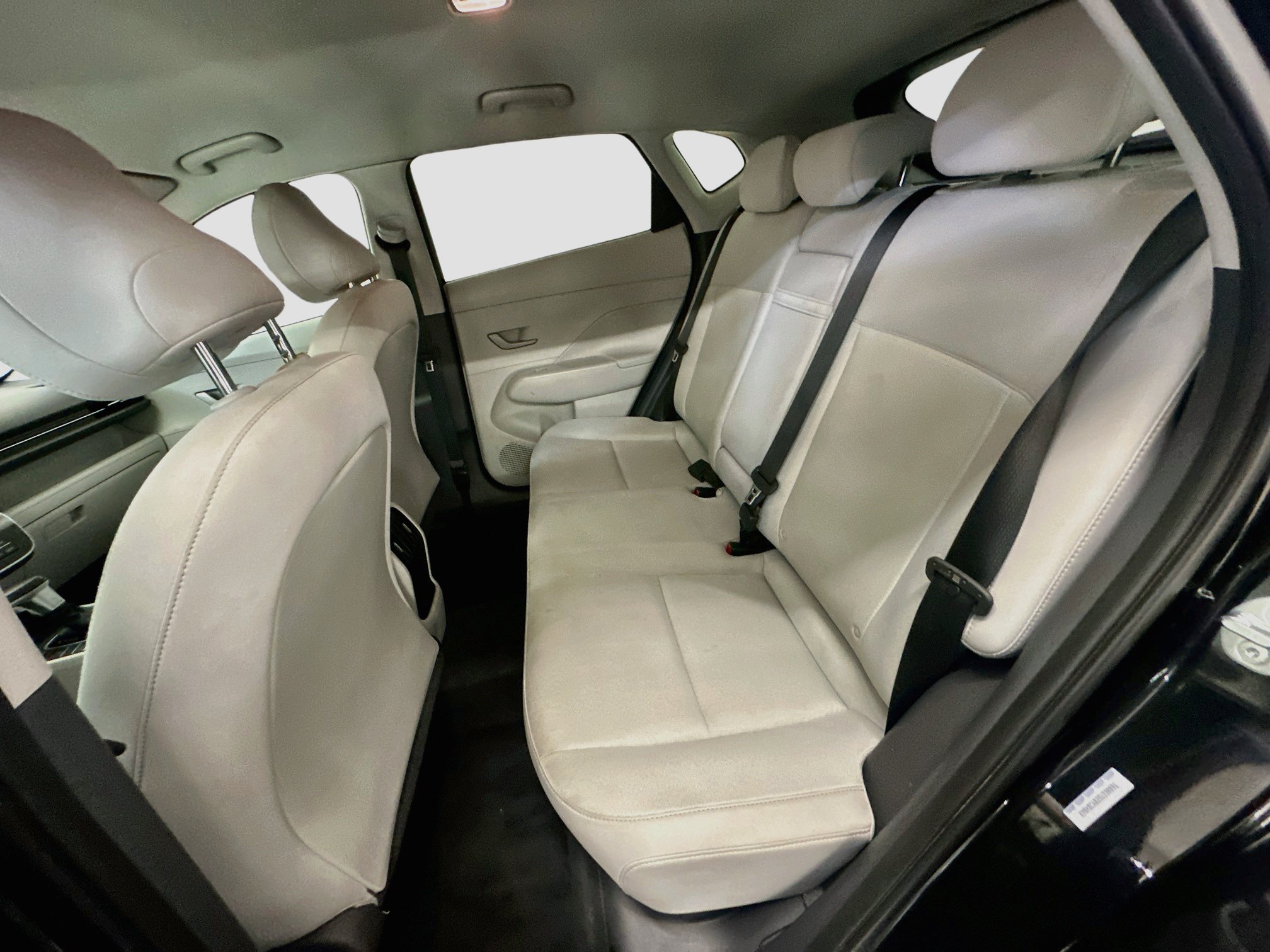 Used 2025 Hyundai Kona SEL AWD/4WD image 28