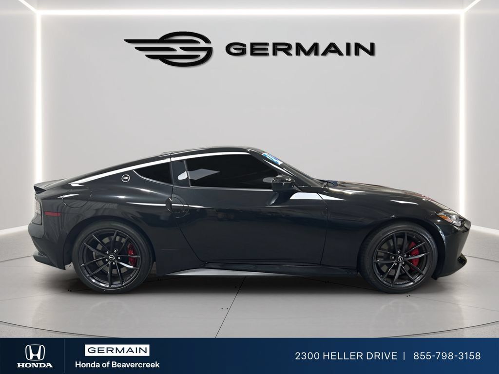 Used 2024 Nissan Z Performance w/ Floor Mat Package RWD image 9