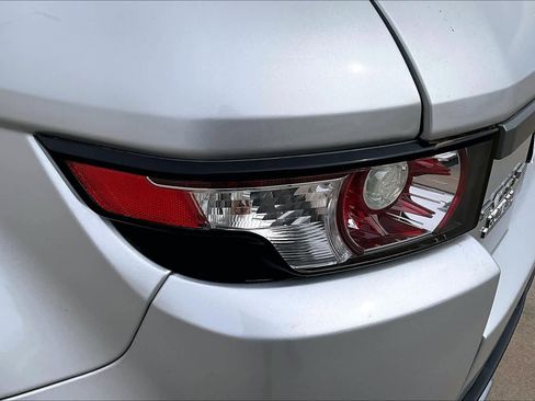 Used 2012 Land Rover Range Rover Evoque Pure Premium image 28