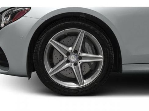 Used 2019 Mercedes-Benz E 300 image 11