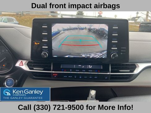 Used 2024 Toyota Sienna XLE image 38