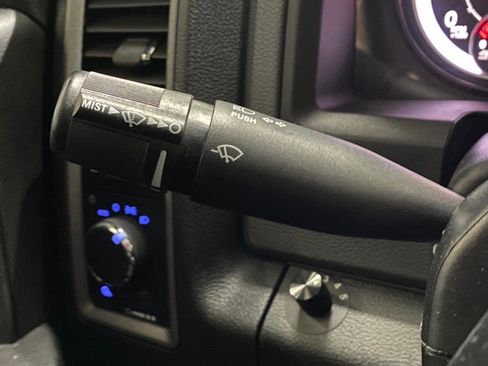 Used 2018 RAM 2500 Tradesman w/ Snow Chief Group image 21