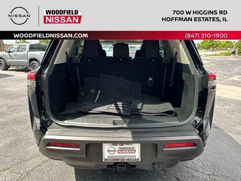 Certified 2025 Nissan Pathfinder SV w/ SV Premium Package AWD/4WD image 13