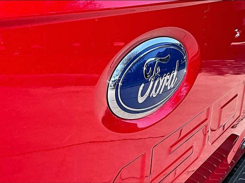 Certified 2022 Ford F150 XLT w/ Equipment Group 302A High image 31