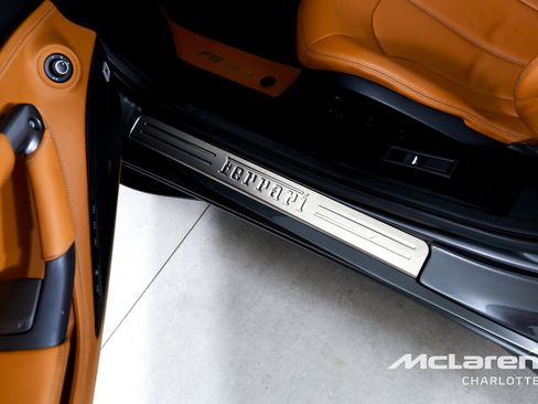 Used 2022 Ferrari F8 Tributo RWD image 16