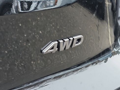 New 2026 Nissan Pathfinder SV image 21