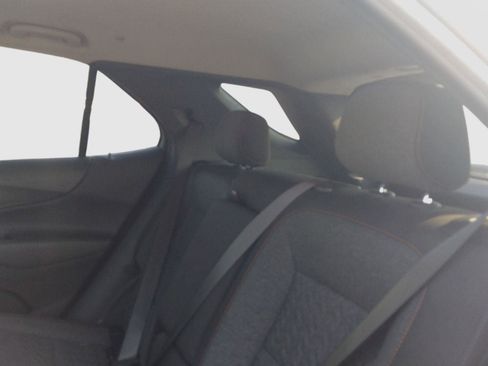 Used 2022 Chevrolet Equinox LT image 21