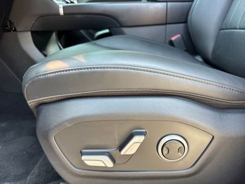 Used 2025 Hyundai Santa Fe XRT AWD/4WD image 15