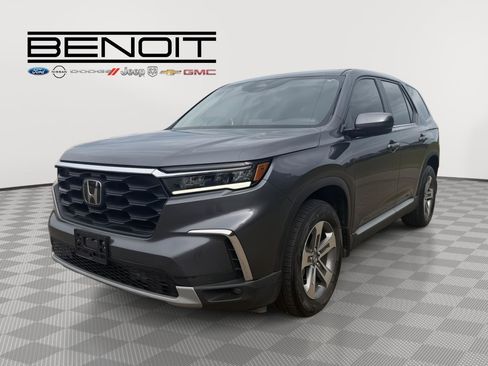 Used 2023 Honda Pilot EX-L image 3