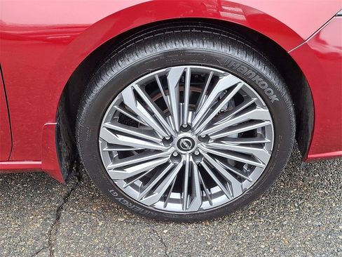 Used 2024 Nissan Altima 2.5 SL image 9