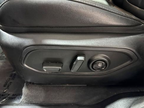 Used 2023 Jeep Grand Cherokee 4WD 4xe image 19