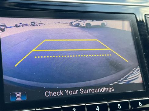 Used 2018 Honda CR-V LX image 21