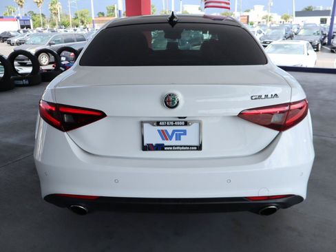 Used 2021 Alfa Romeo Giulia Ti w/ Nero Edizione RWD image 8
