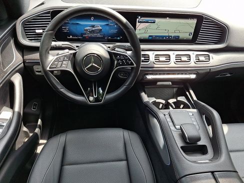 Used 2025 Mercedes-Benz GLE 450 4MATIC image 12
