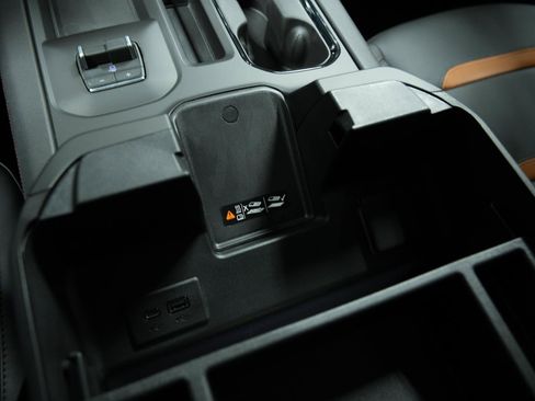 New 2026 GMC Sierra 2500 AT4 w/ AT4 Premium Plus Package image 44