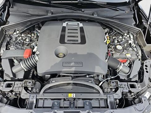 New 2026 Jaguar F-PACE R-Dynamic S image 28