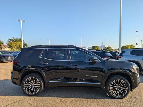 New 2026 GMC Terrain Denali image 3