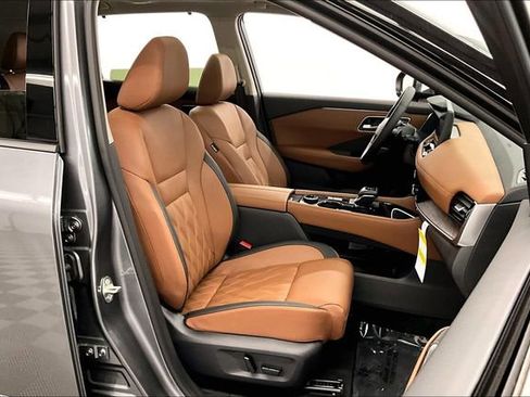 New 2026 Nissan Rogue Platinum w/ Platinum Premium Package image 37