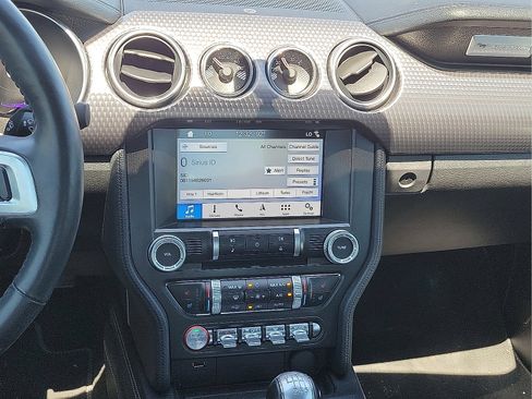 Used 2019 Ford Mustang GT Premium w/ GT Performance Package RWD image 14