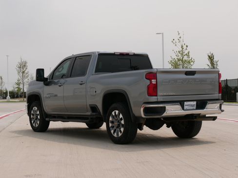 Used 2025 Chevrolet Silverado 2500 LT w/ Texas Edition AWD/4WD image 7