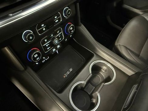 Used 2023 Chevrolet Tahoe Z71 w/ Luxury Package image 24