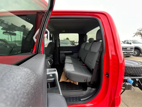 New 2026 Ford F550 XLT w/ XLT Value Package image 6