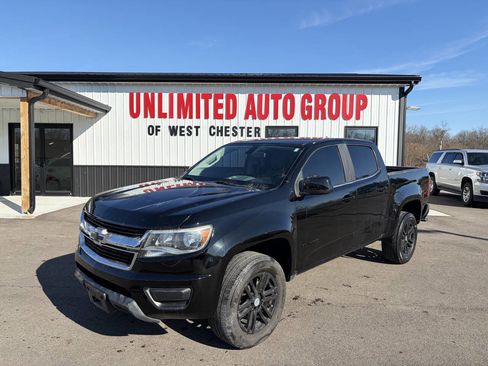 Used 2020 Chevrolet Colorado W/T w/ WT Convenience Package image 2