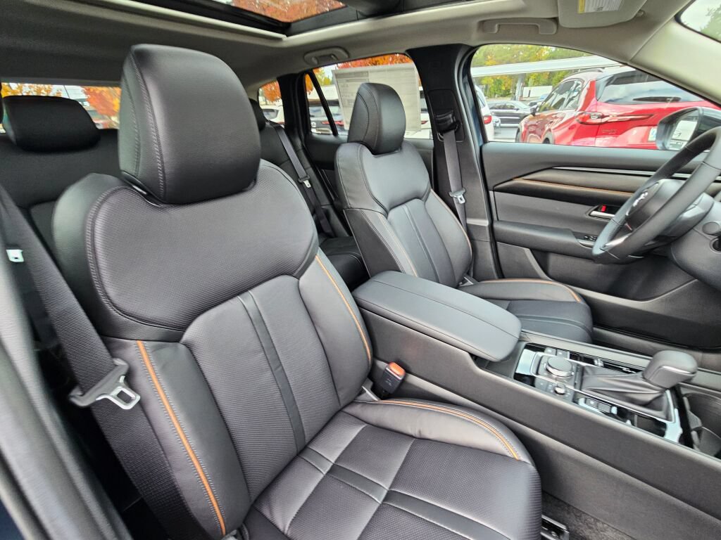 New 2026 MAZDA CX-50 AWD 2.5 Hybrid w/ Cargo Package image 34