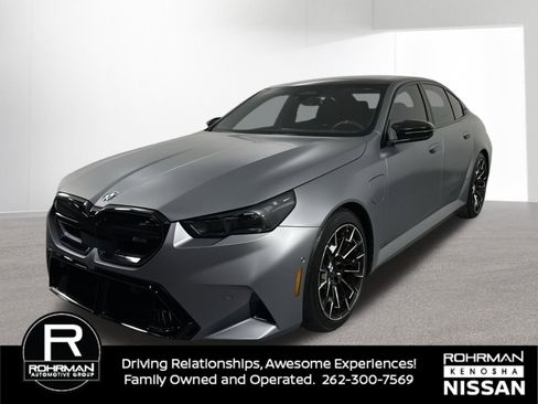 Used 2026 BMW M5 w/ Executive Package AWD/4WD image 1