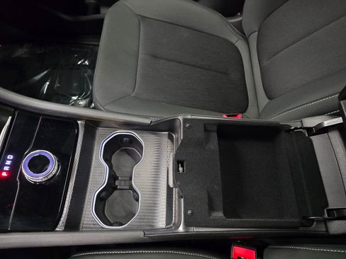 Used 2025 Jeep Grand Cherokee Laredo X image 23