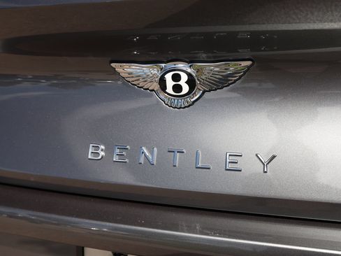 Used 2026 Bentley Continental GT Azure AWD/4WD image 11