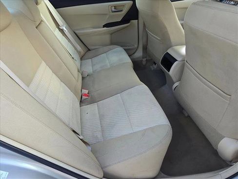Used 2017 Toyota Camry LE FWD image 17