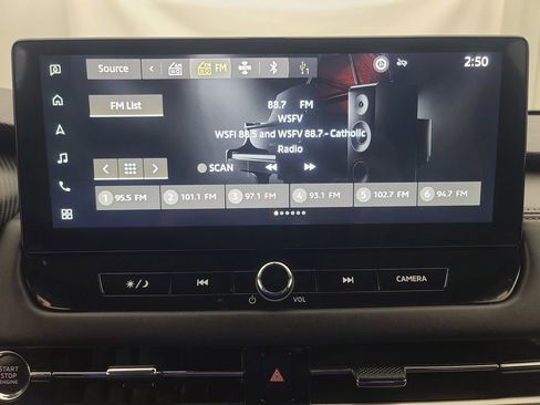 Used 2025 Mitsubishi Outlander SE image 33