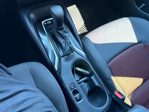 Used 2024 Toyota Corolla SE image 16