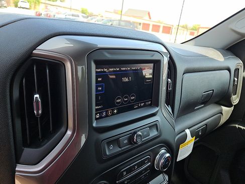 New 2026 GMC Sierra 1500 Pro image 16