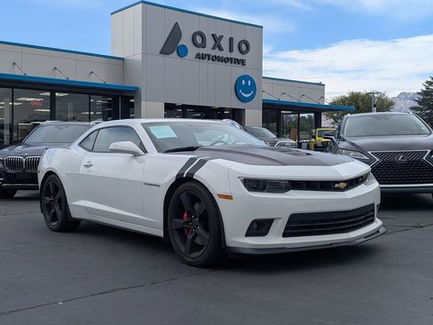 Used 2015 Chevrolet Camaro SS w/ SS Performance Package RWD image 1