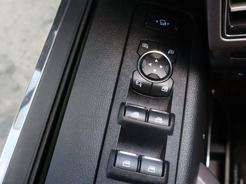 Used 2021 Ford F250 Platinum w/ FX4 Off-Road Package AWD/4WD image 21
