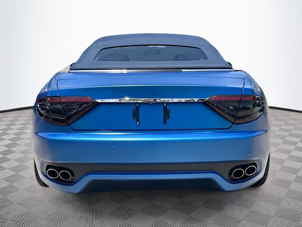 Used 2012 Maserati GranTurismo Convertible RWD image 7