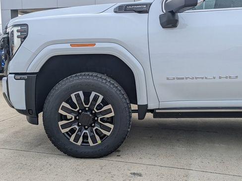 New 2026 GMC Sierra 3500 Denali Ultimate image 10