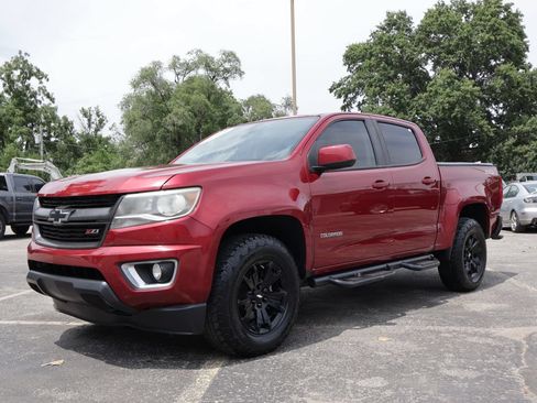 Used 2018 Chevrolet Colorado Z71 AWD/4WD image 3