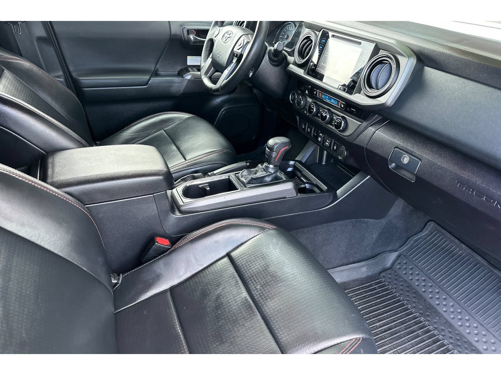 Used 2018 Toyota Tacoma TRD Pro AWD/4WD image 16