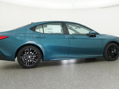 New 2026 Toyota Camry SE image 23