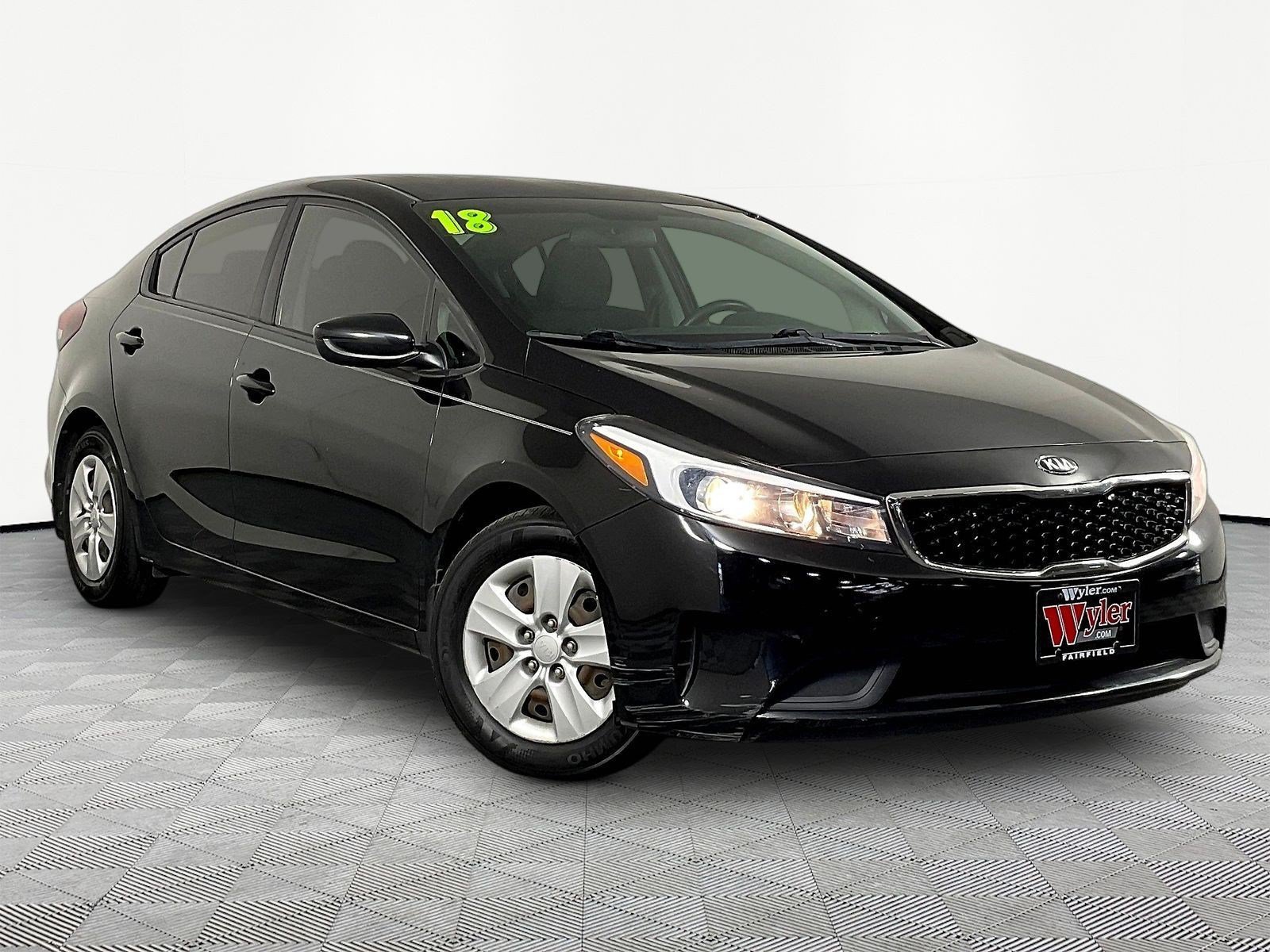 Used 2018 Kia Forte LX w/ LX Popular Package FWD image 3