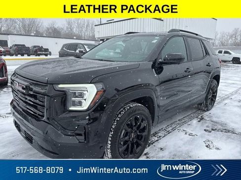 Used 2025 GMC Terrain Elevation w/ Elevation Premium Package image 5