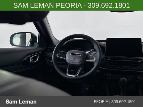 New 2026 Jeep Compass Latitude AWD/4WD image 11