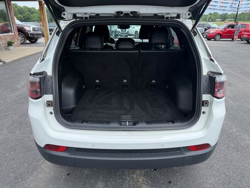 Used 2024 Jeep Compass Limited AWD/4WD image 6