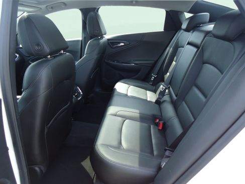 Used 2020 Chevrolet Malibu Premier FWD image 31