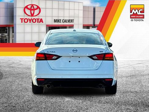Used 2024 Nissan Altima 2.5 SR FWD image 4