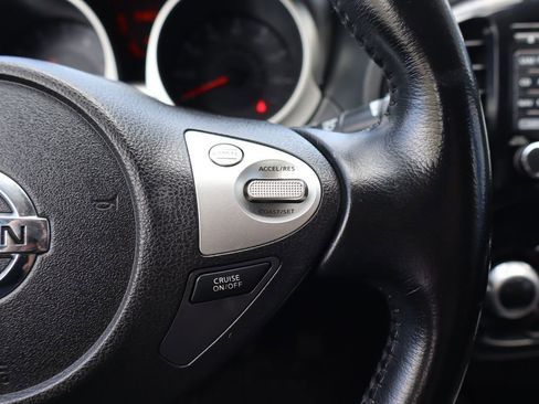 Used 2015 Nissan Juke SV w/ Technology Package image 16